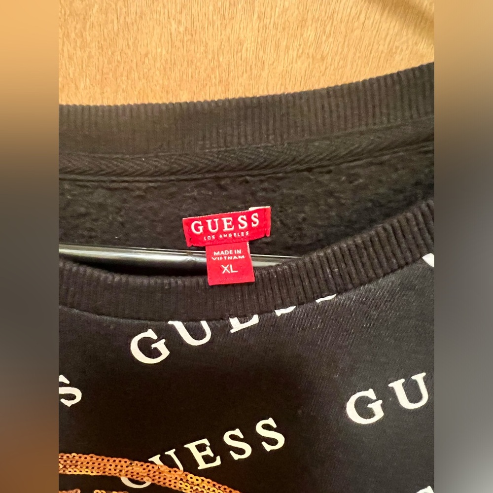 GUESS SWEATSHIRT - Picture 4 of 9